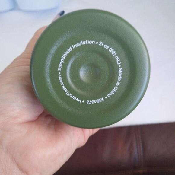 Hydroflask x O'Neill 21 oz. Standard Mouth - Picture 4 of 6